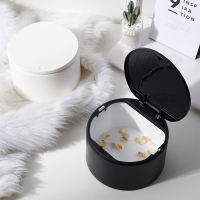 外贸厂家批发按压式桌面垃圾桶家用办公室创意塑料垃圾桶专利产品